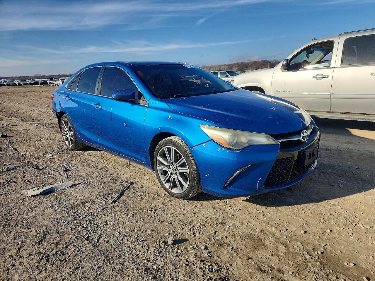 2016 TOYOTA CAMRY LE photo 4