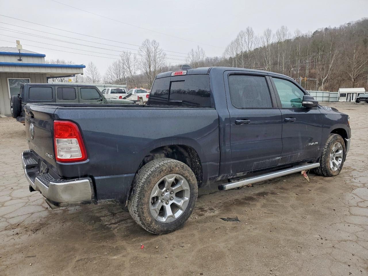 2021 RAM 1500 BIG HORN/LONE STAR photo 3
