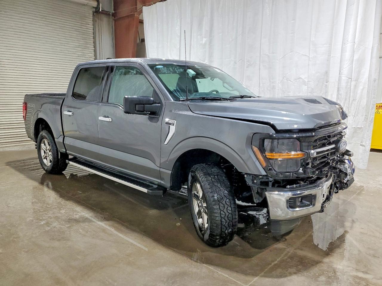 2025 FORD F150 XLT photo 4