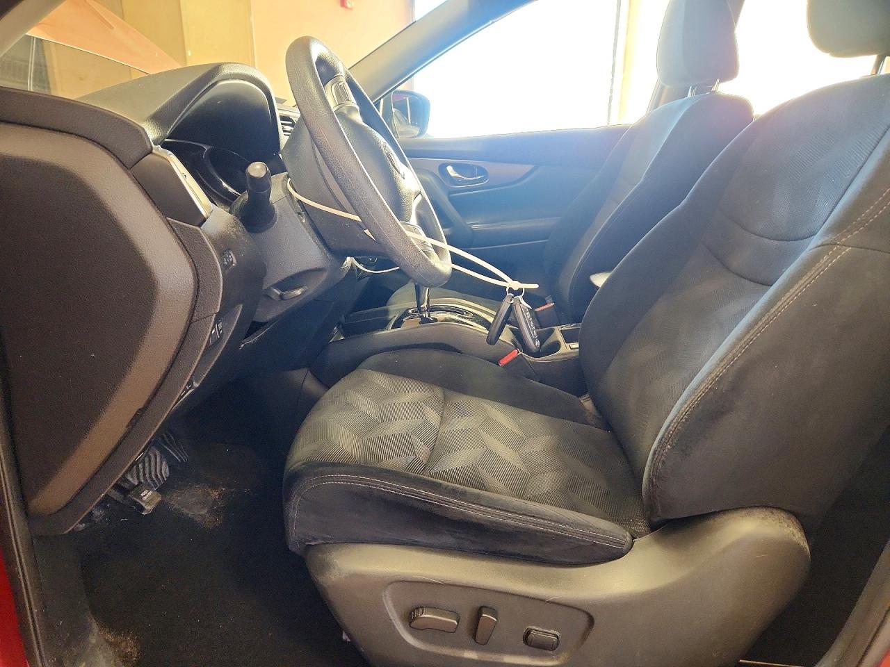 2016 NISSAN ROGUE S photo 7