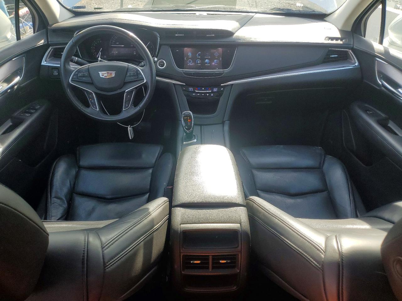 2017 CADILLAC XT5 LUXURY photo 8