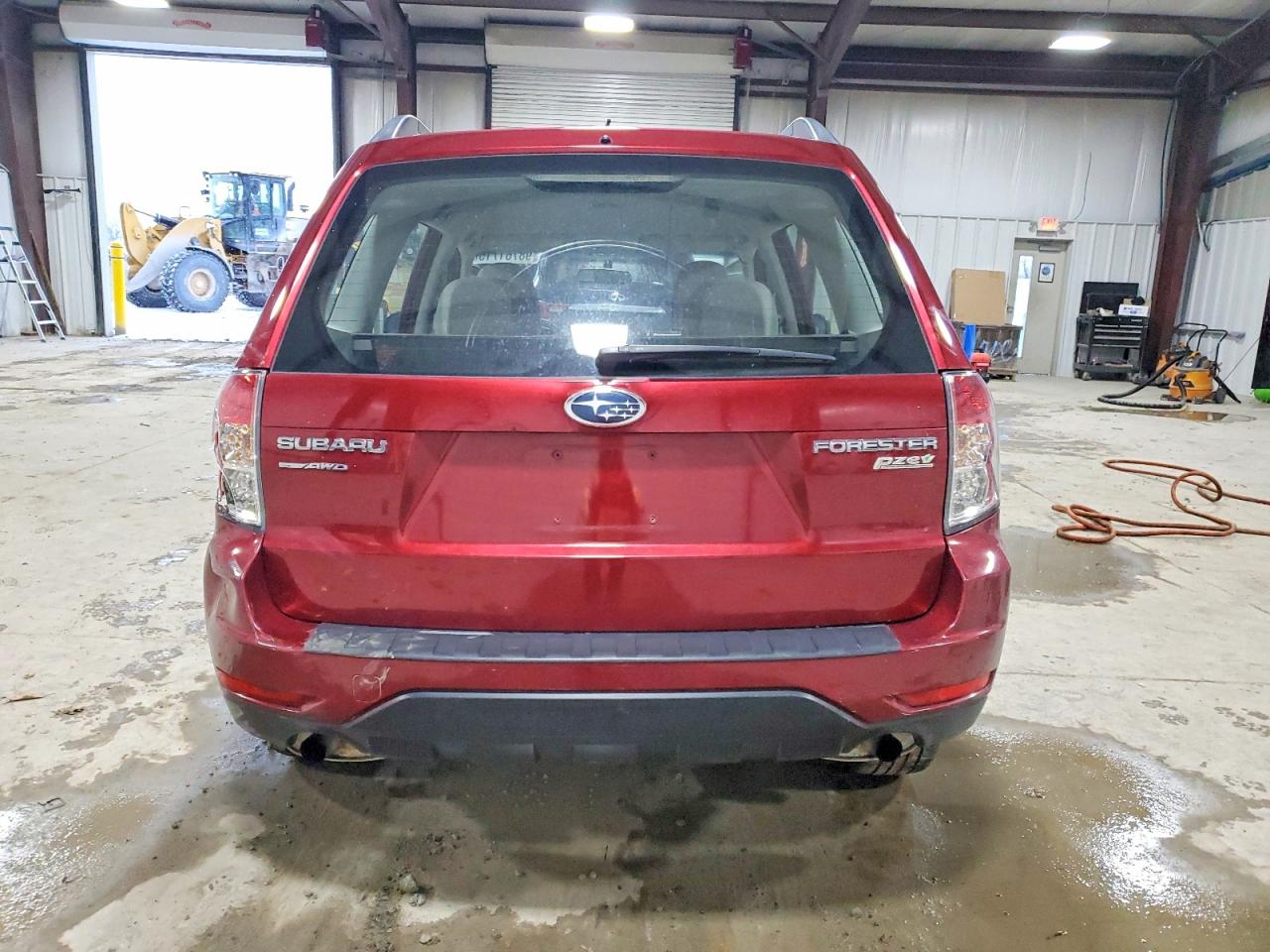 2010 SUBARU FORESTER XS photo 6