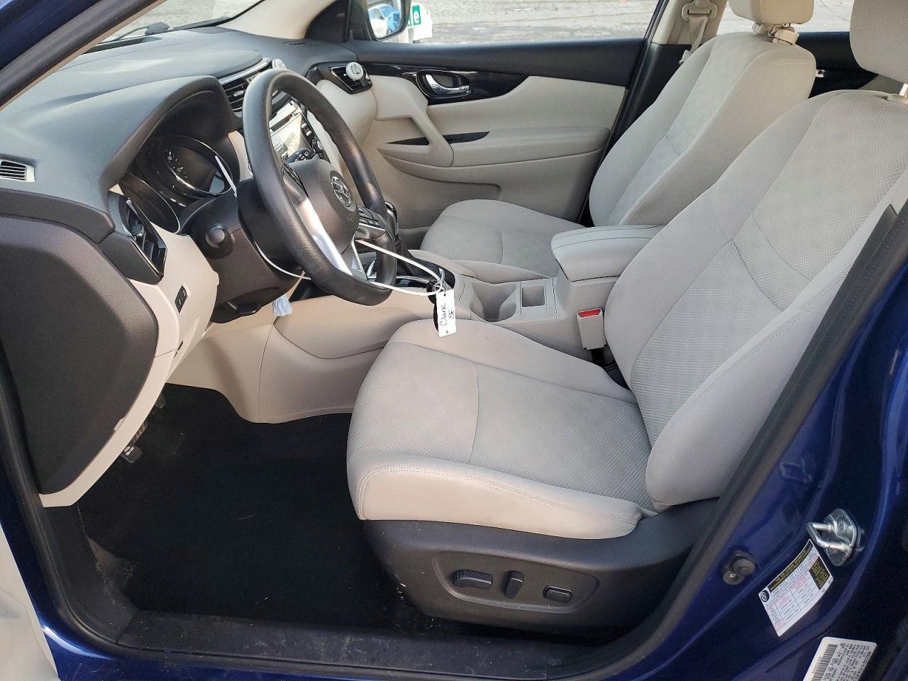 2018 NISSAN ROGUE SPORT S photo 7