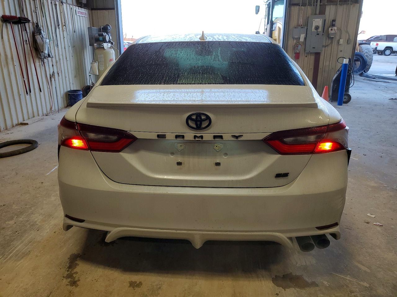 2024 TOYOTA CAMRY SE NIGHT SHADE photo 6