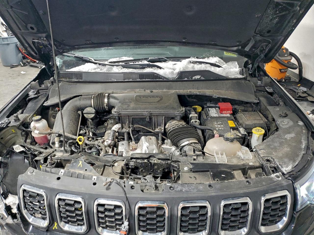 2024 JEEP COMPASS LATITUDE photo 12
