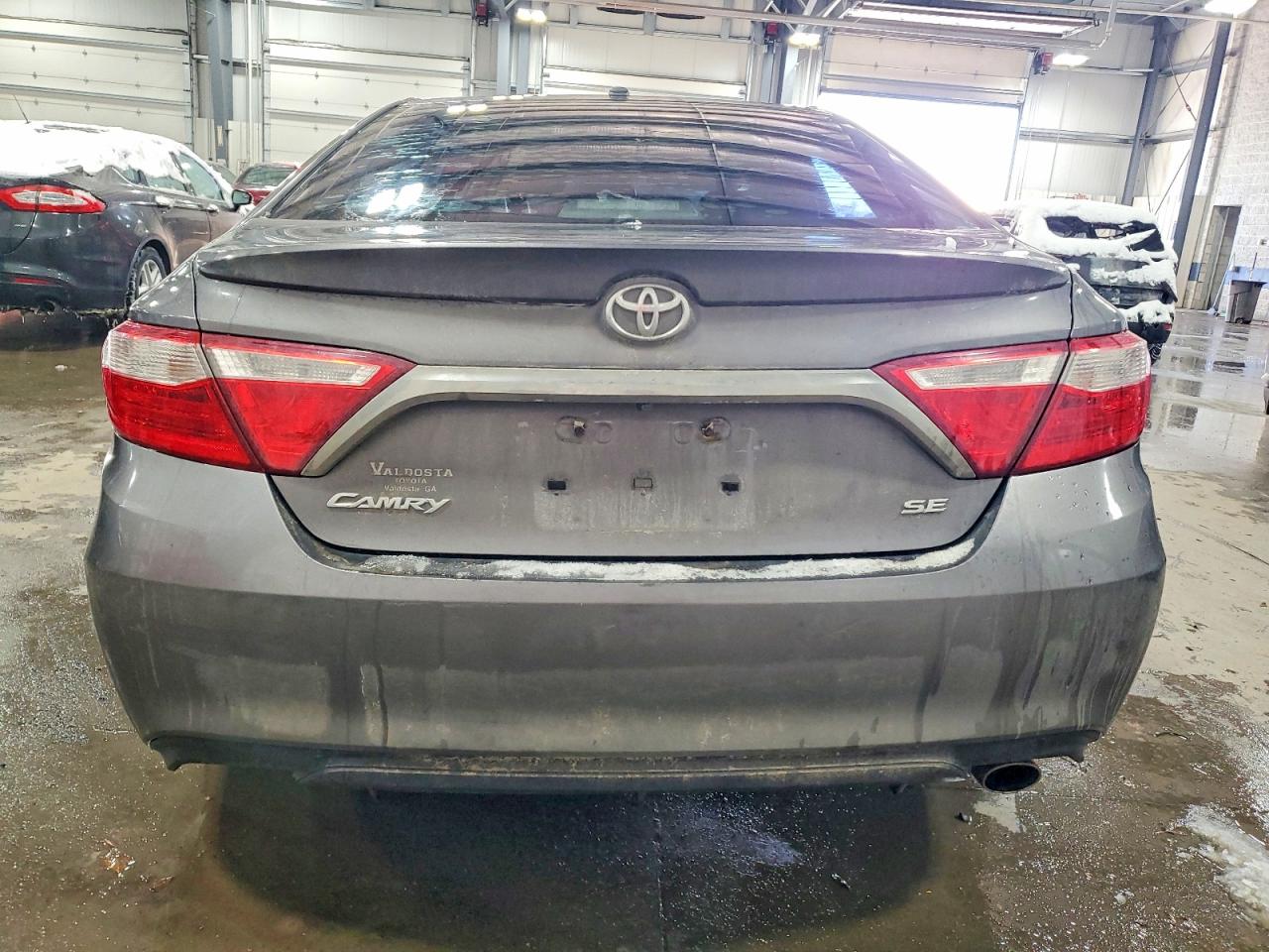 2017 TOYOTA CAMRY SE photo 6