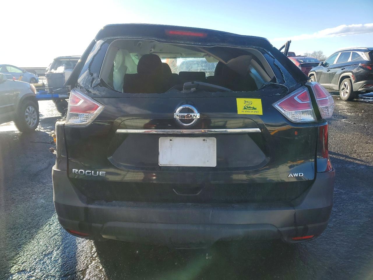 2016 NISSAN ROGUE S photo 6