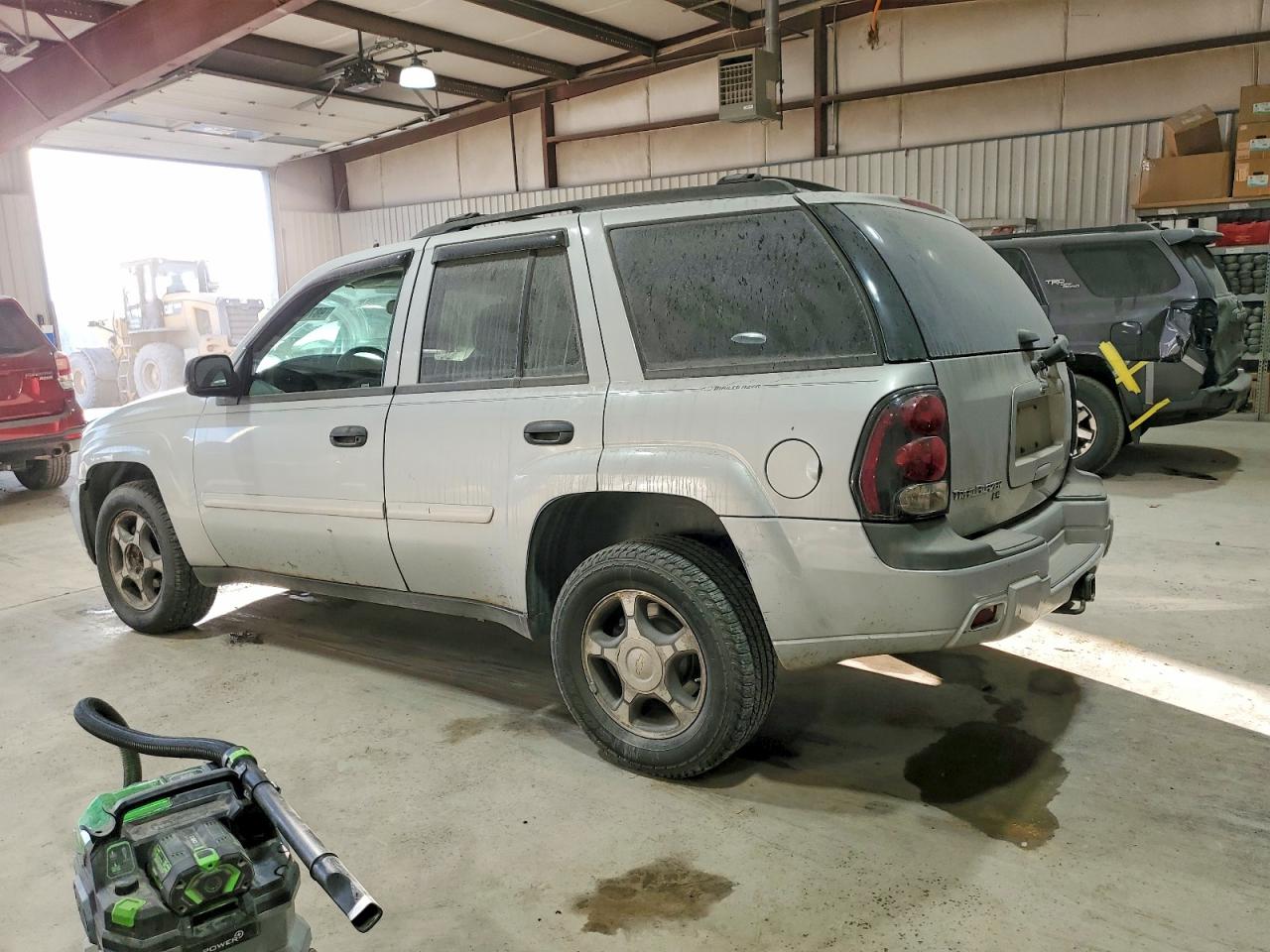 2007 CHEVROLET TRAILBLAZER LS photo 2