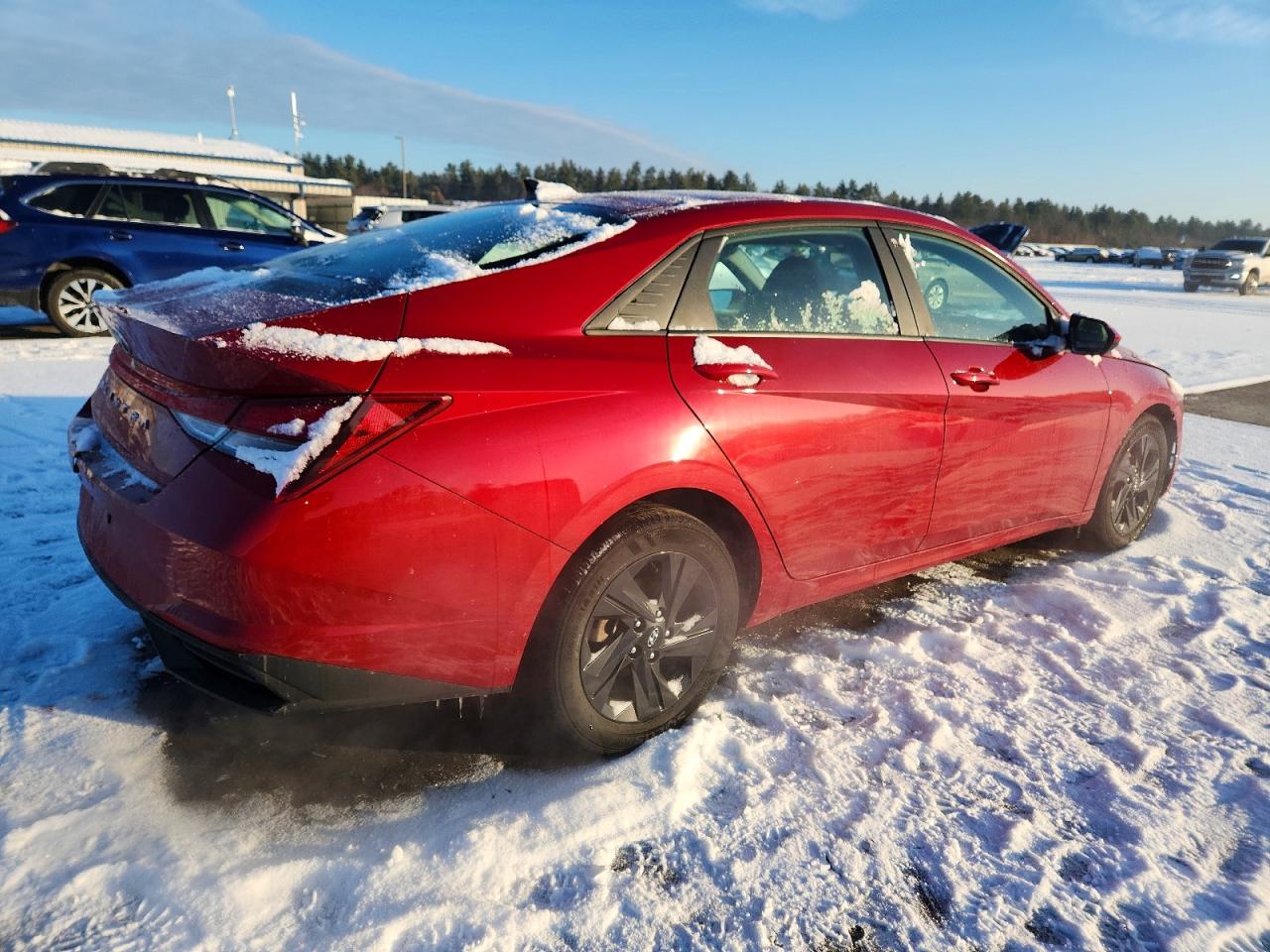 2023 HYUNDAI ELANTRA SEL photo 3