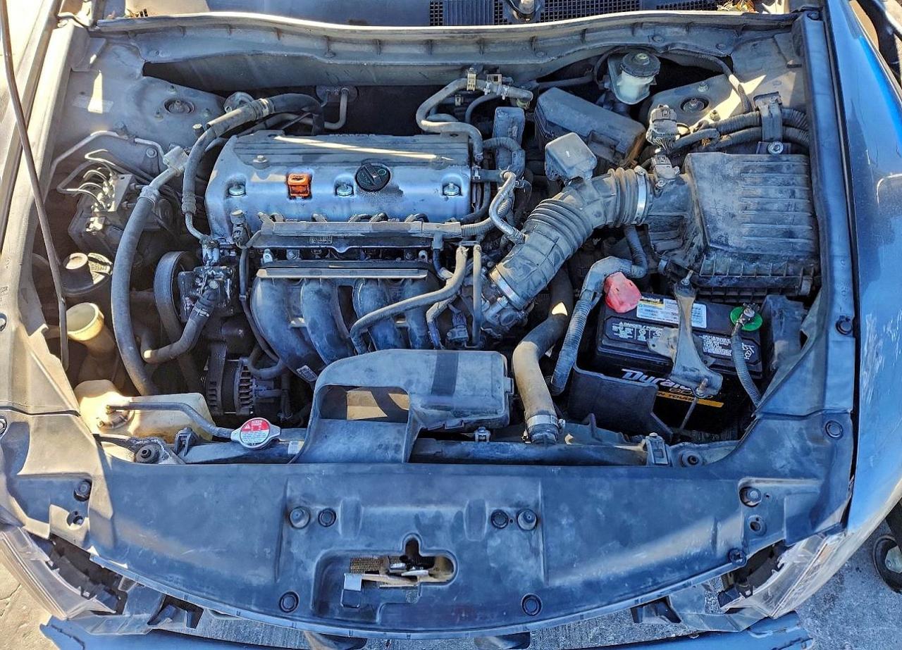 2009 HONDA ACCORD LXP photo 11