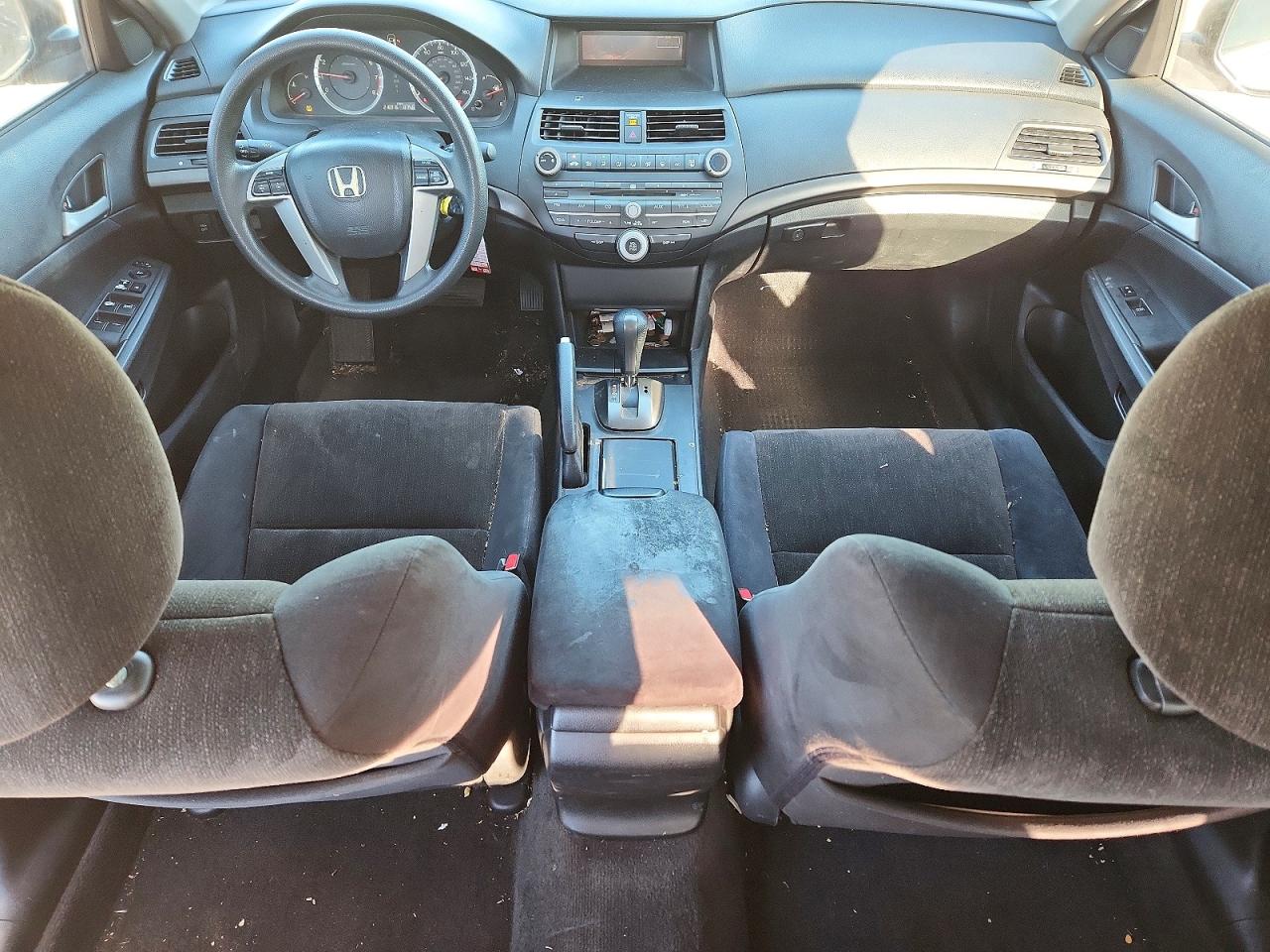 2009 HONDA ACCORD LXP photo 8
