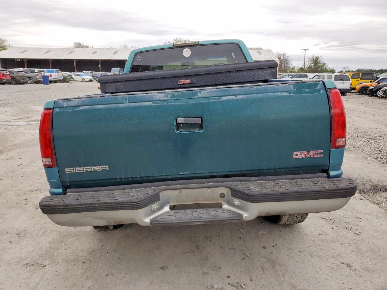 1997 GMC SIERRA K1500 photo 6
