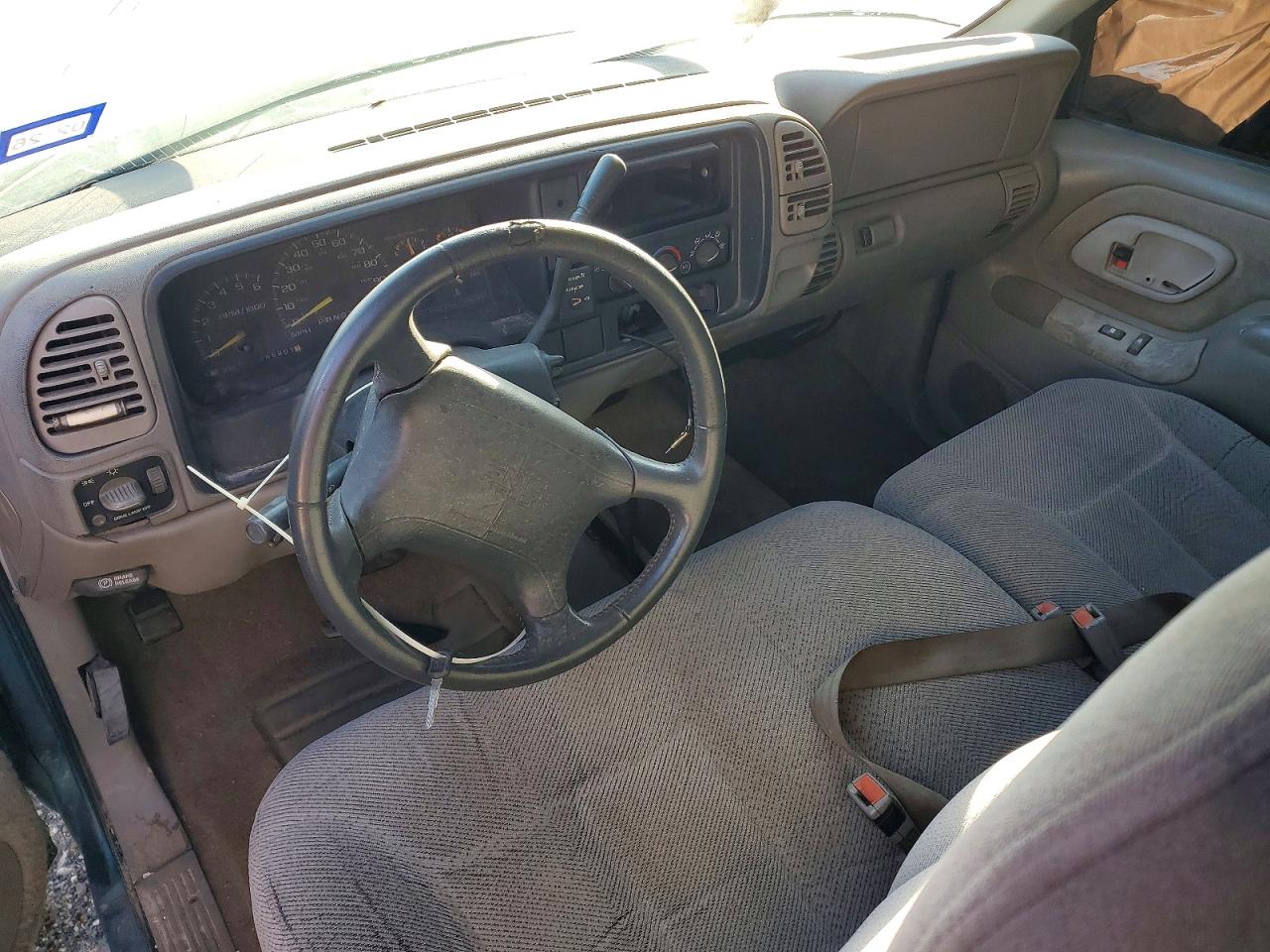 1997 GMC SIERRA K1500 photo 8