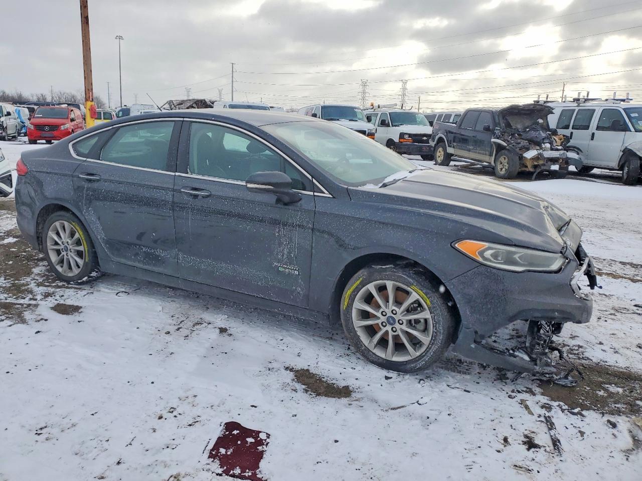 2017 FORD FUSION SE PHEV photo 4