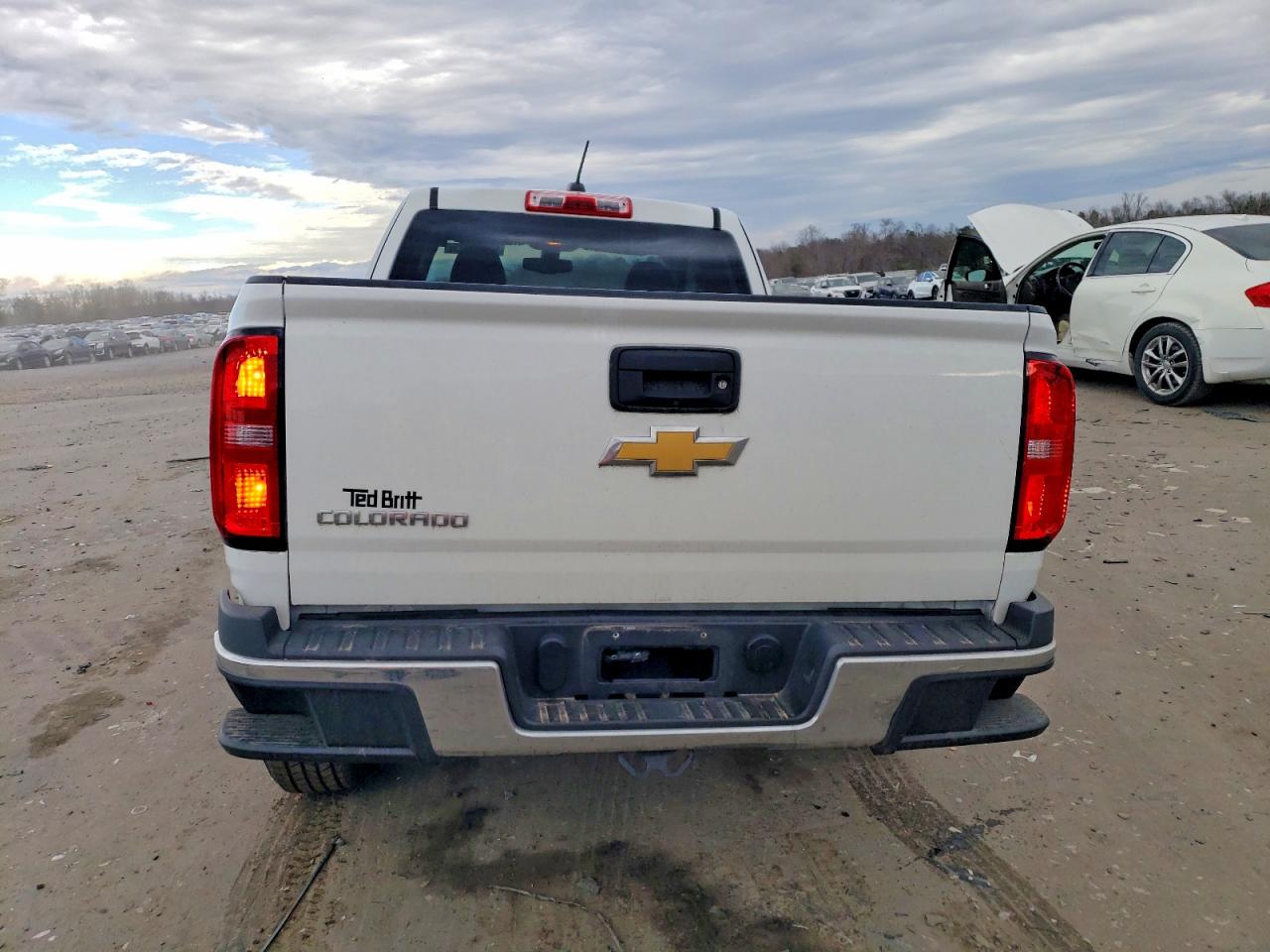 2020 CHEVROLET COLORADO photo 6
