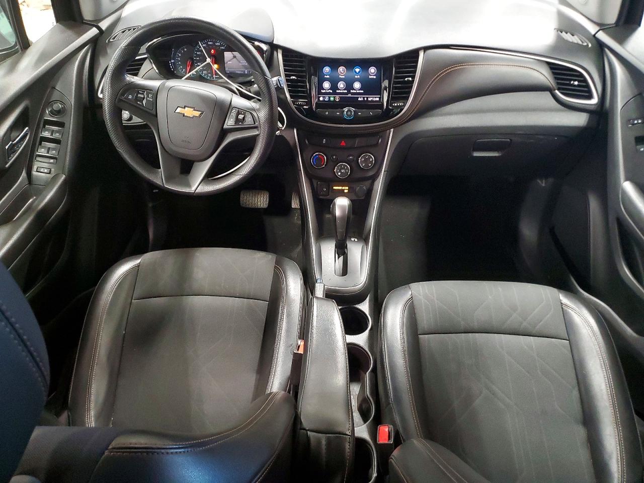 2021 CHEVROLET TRAX 1LT photo 8