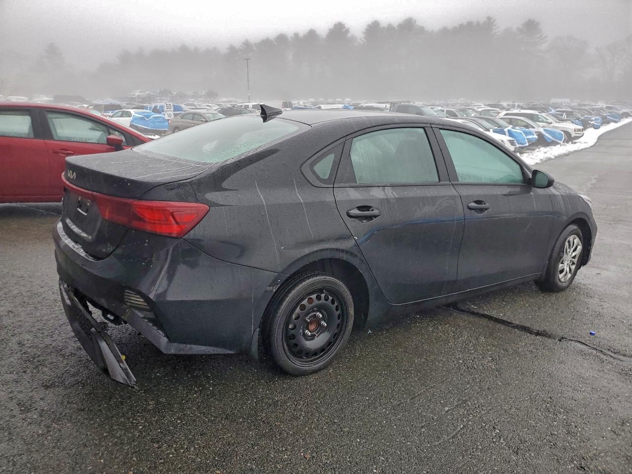 2023 KIA FORTE LX photo 3