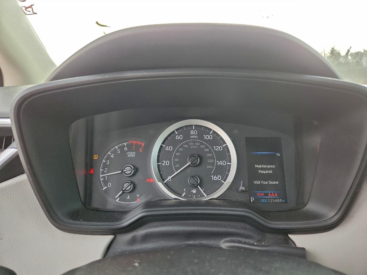 2021 TOYOTA COROLLA LE photo 9