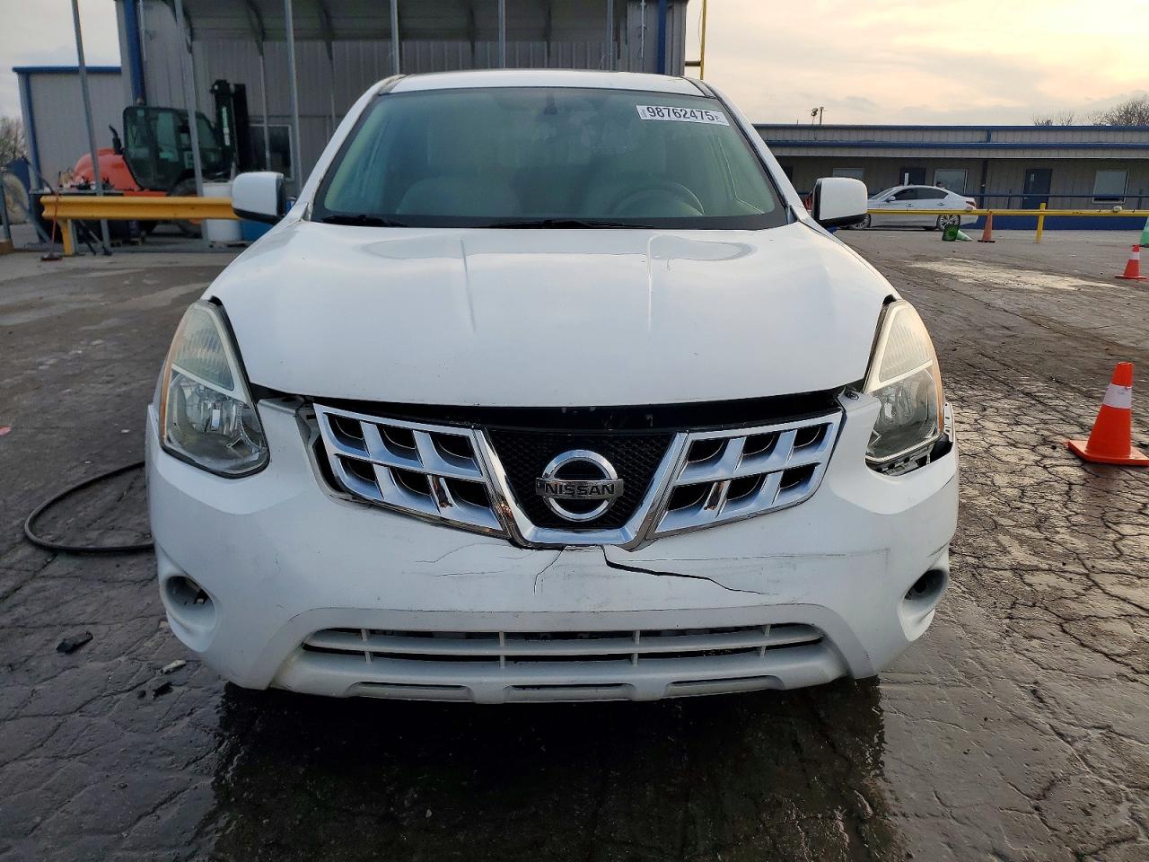 2013 NISSAN ROGUE S photo 5