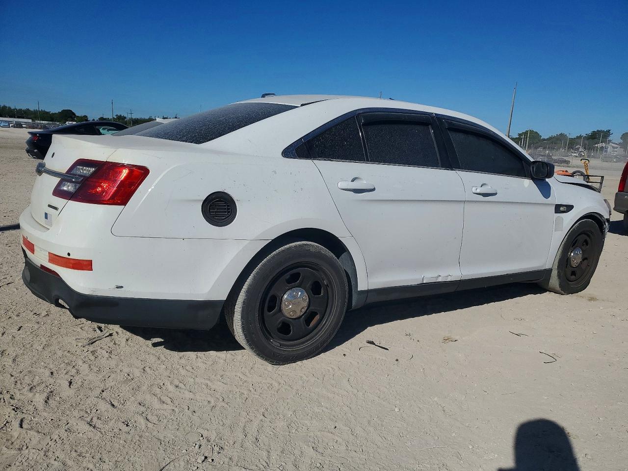 2016 FORD TAURUS POLICE INTERCEPTOR photo 3