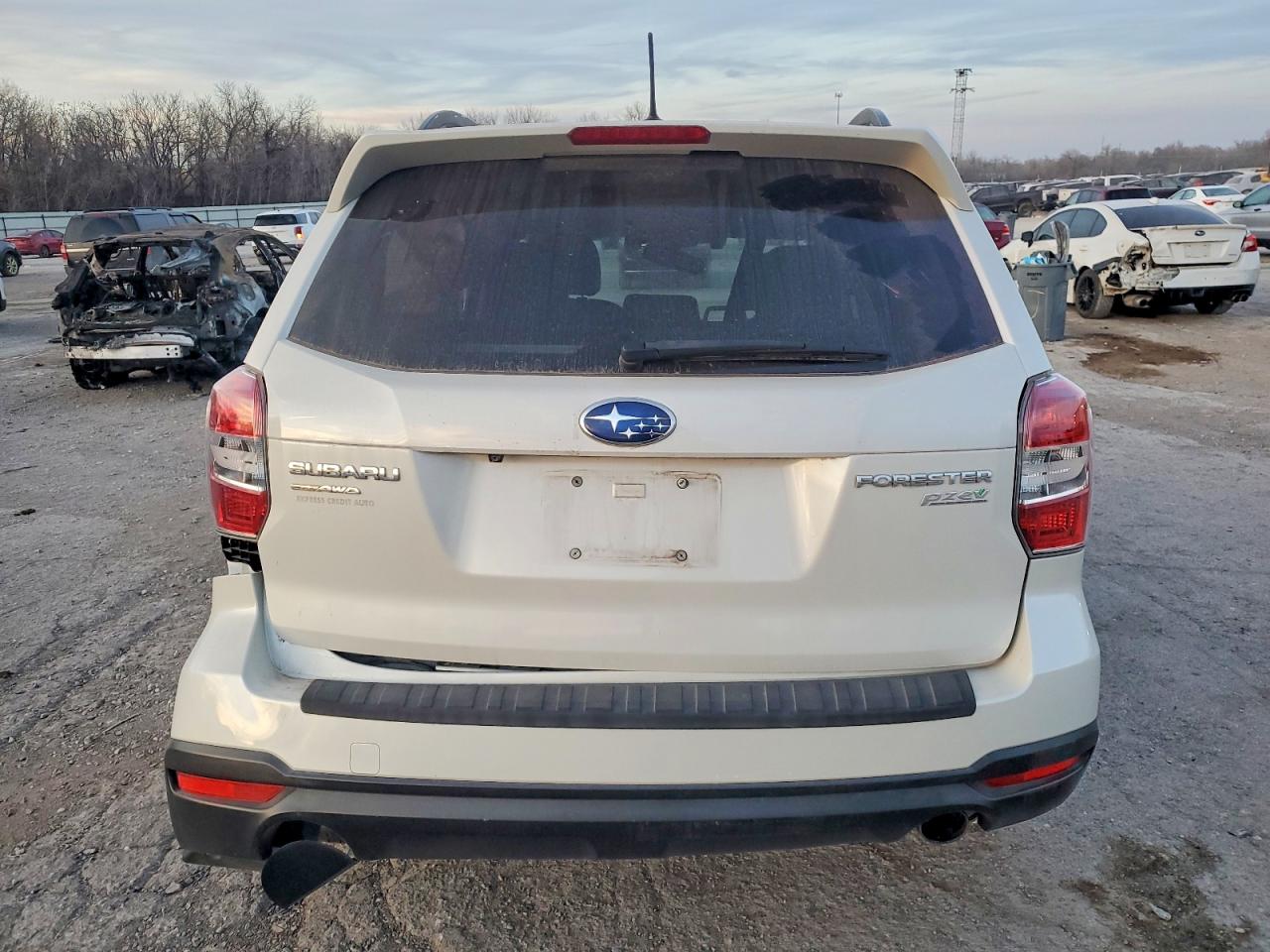 2015 SUBARU FORESTER 2.5I LIMITED photo 6
