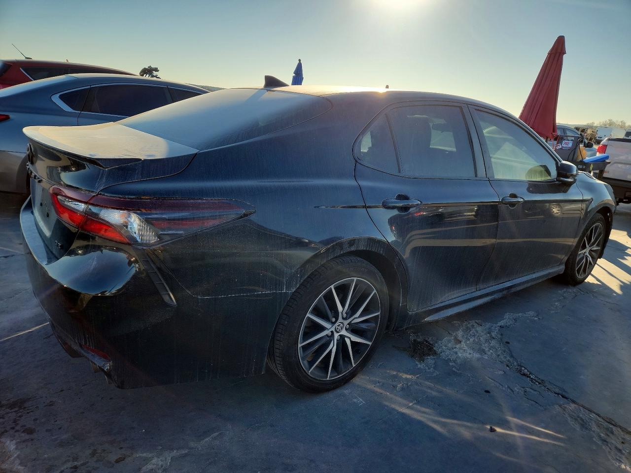 2023 TOYOTA CAMRY SE NIGHT SHADE photo 3
