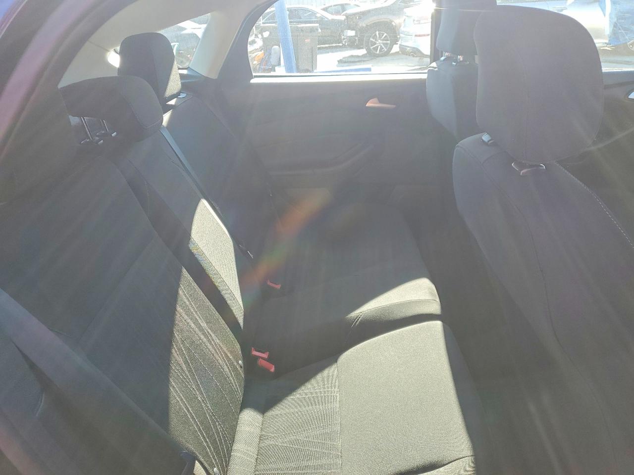 2017 FORD FOCUS SEL photo 10