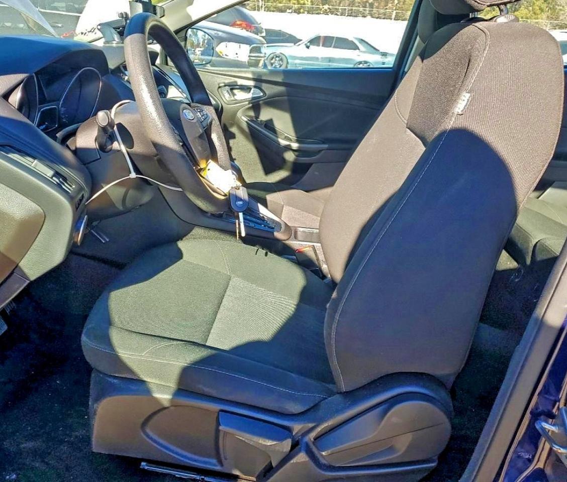 2017 FORD FOCUS SEL photo 7