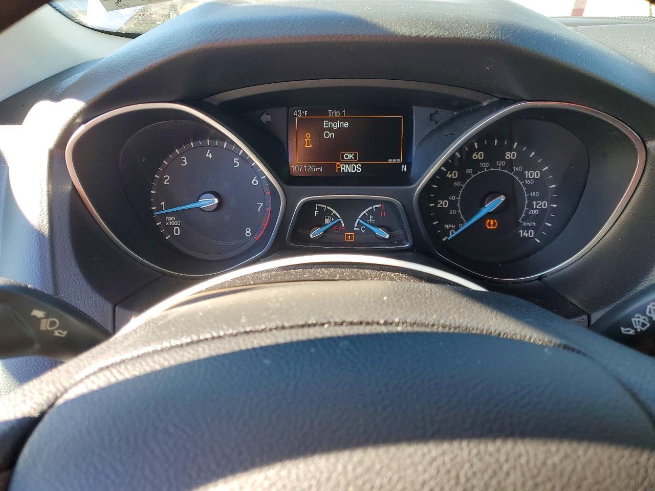 2017 FORD FOCUS SEL photo 9