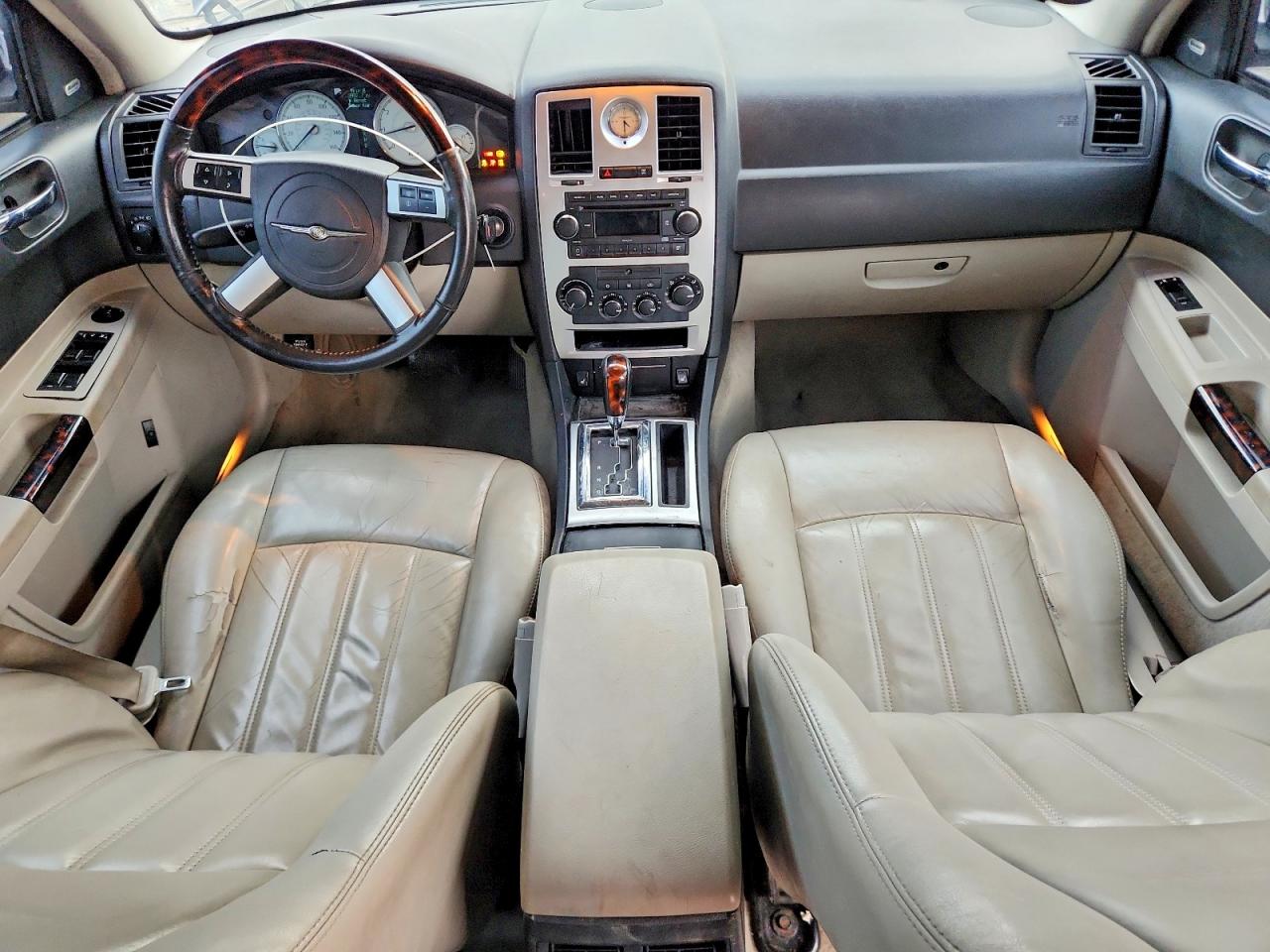 2007 CHRYSLER 300C photo 8