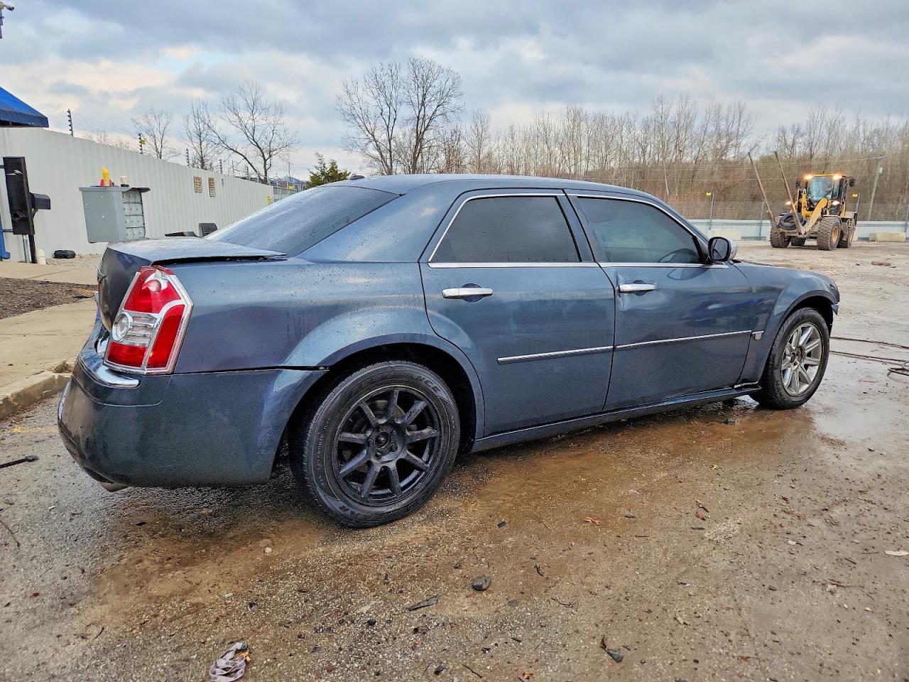 2007 CHRYSLER 300C photo 3