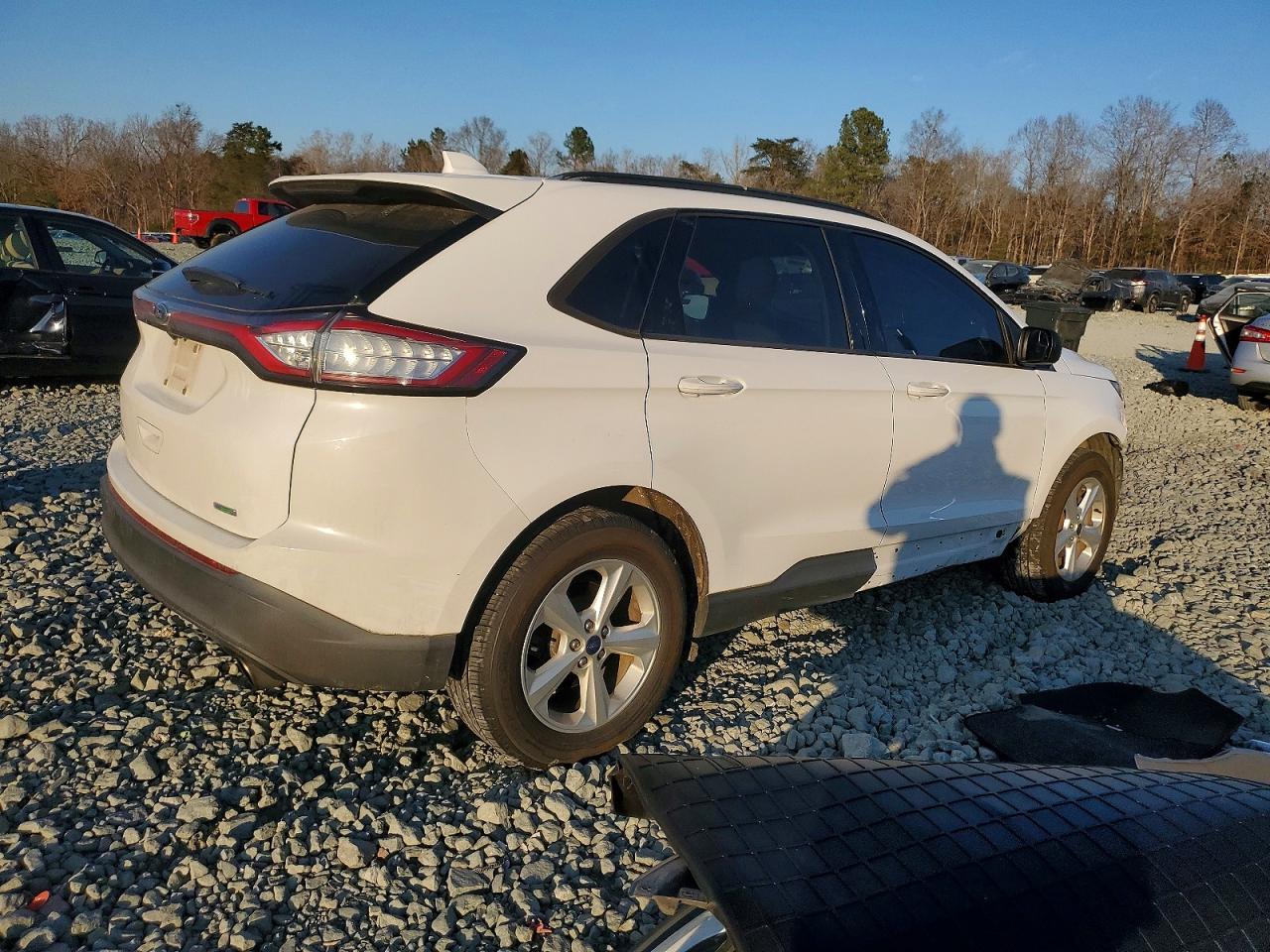 2016 FORD EDGE SE photo 3