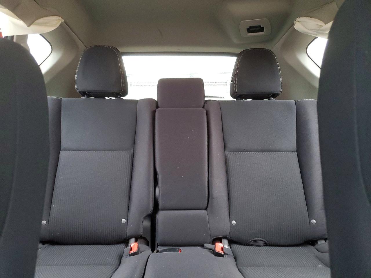 2014 TOYOTA RAV4 XLE photo 10