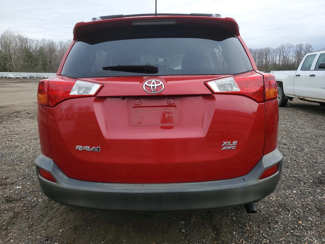 2014 TOYOTA RAV4 XLE photo 6