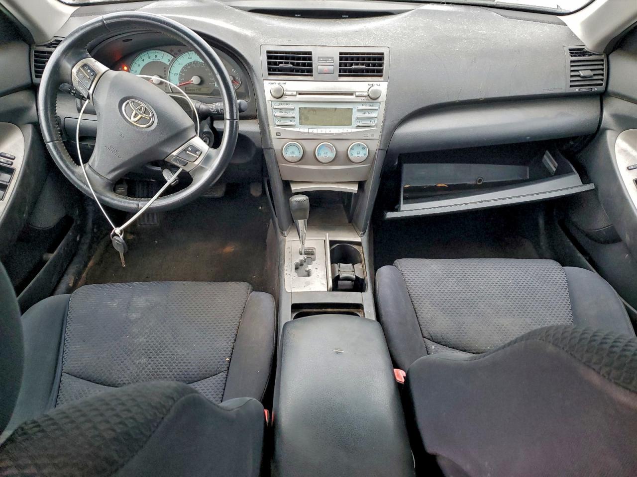 2009 TOYOTA CAMRY BASE photo 8
