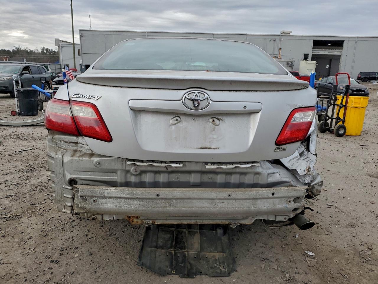2009 TOYOTA CAMRY BASE photo 6