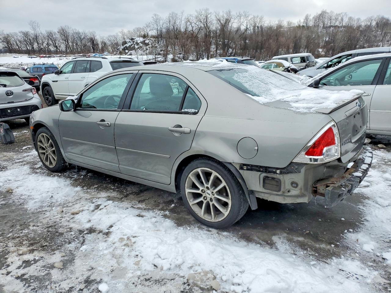 2009 FORD FUSION SE photo 2