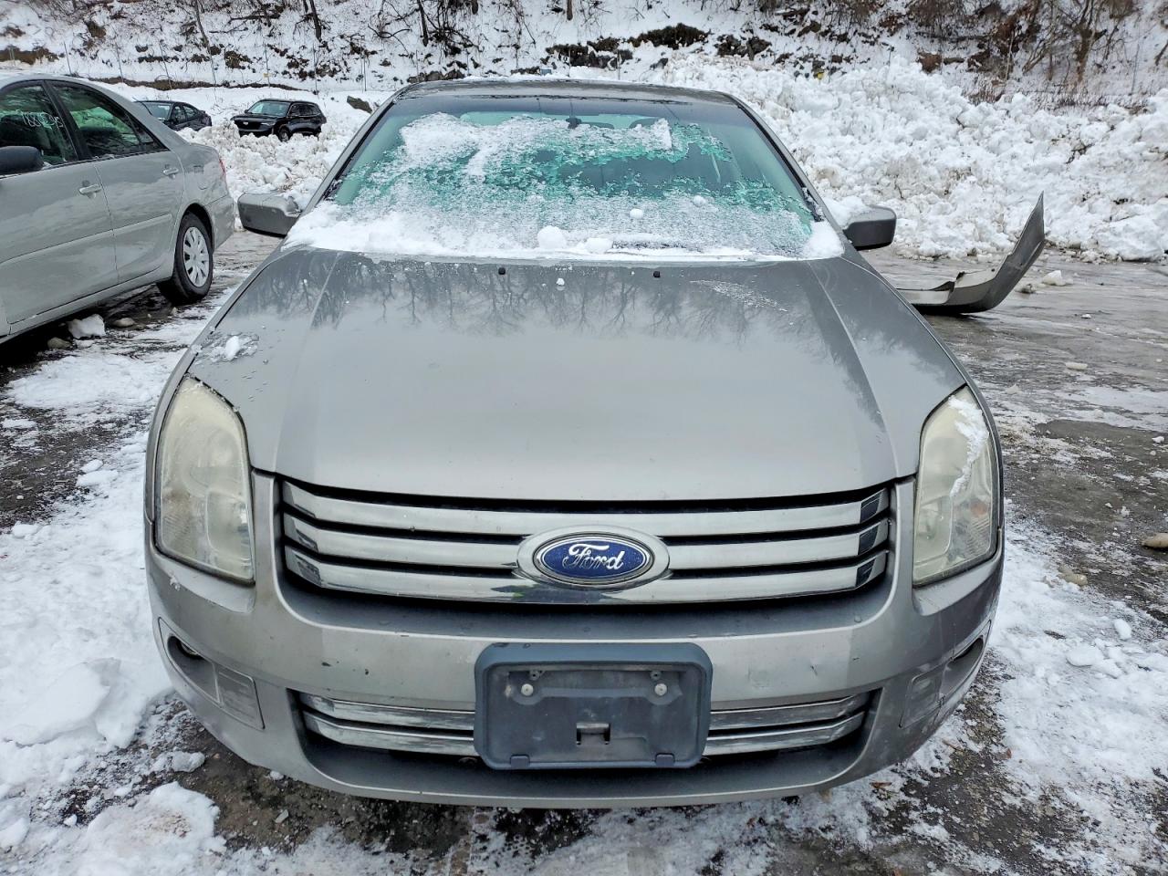 2009 FORD FUSION SE photo 5