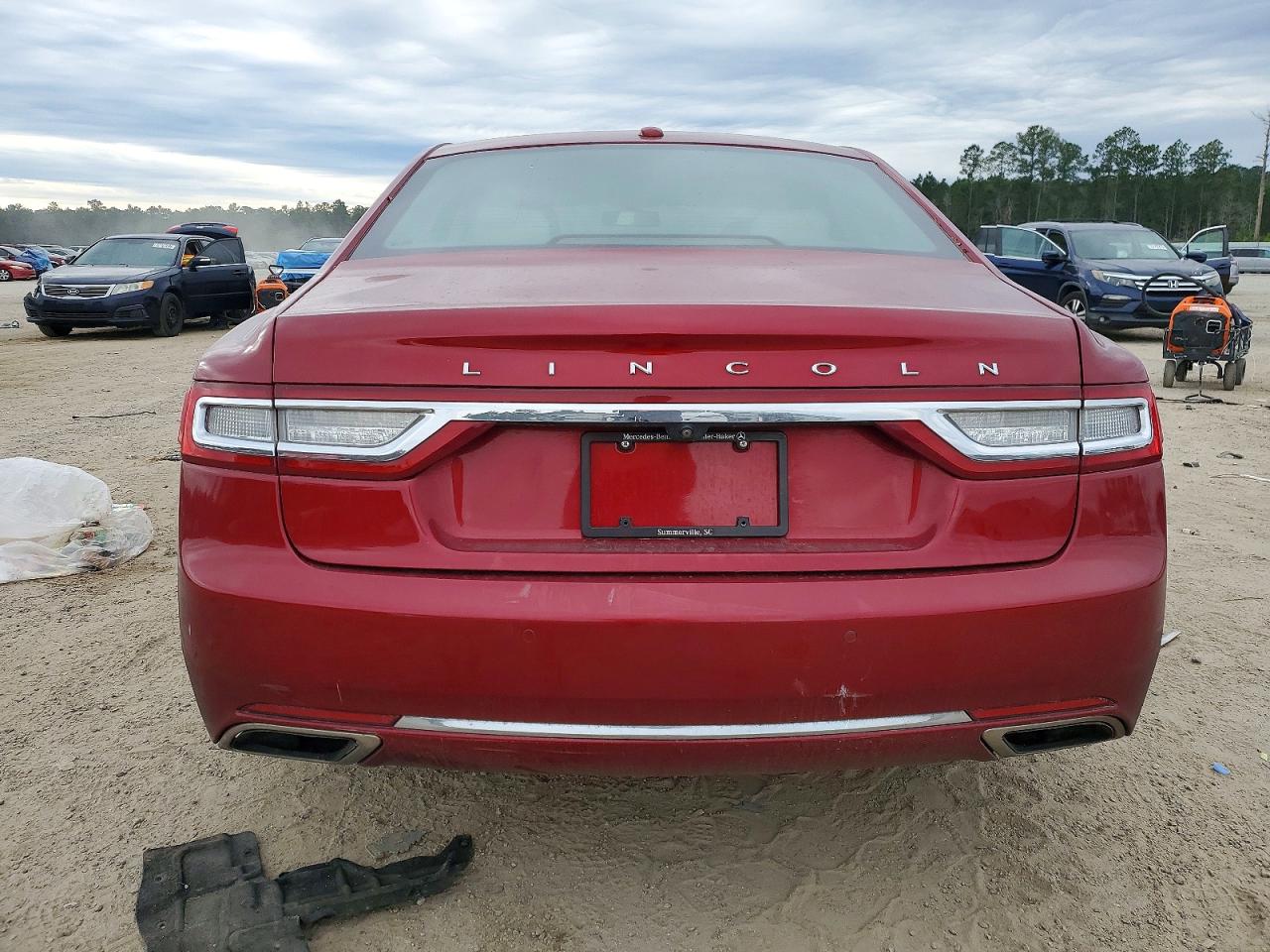 2017 LINCOLN CONTINENTAL SELECT photo 6