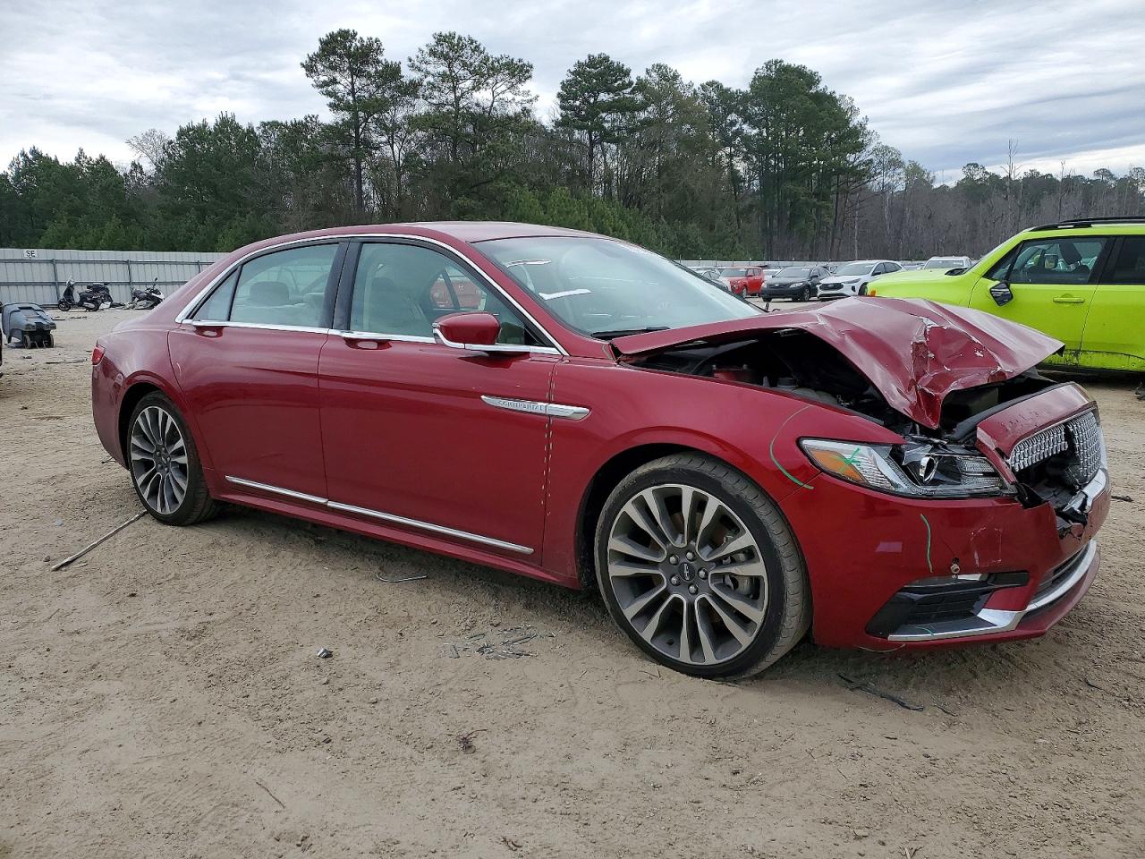 2017 LINCOLN CONTINENTAL SELECT photo 4