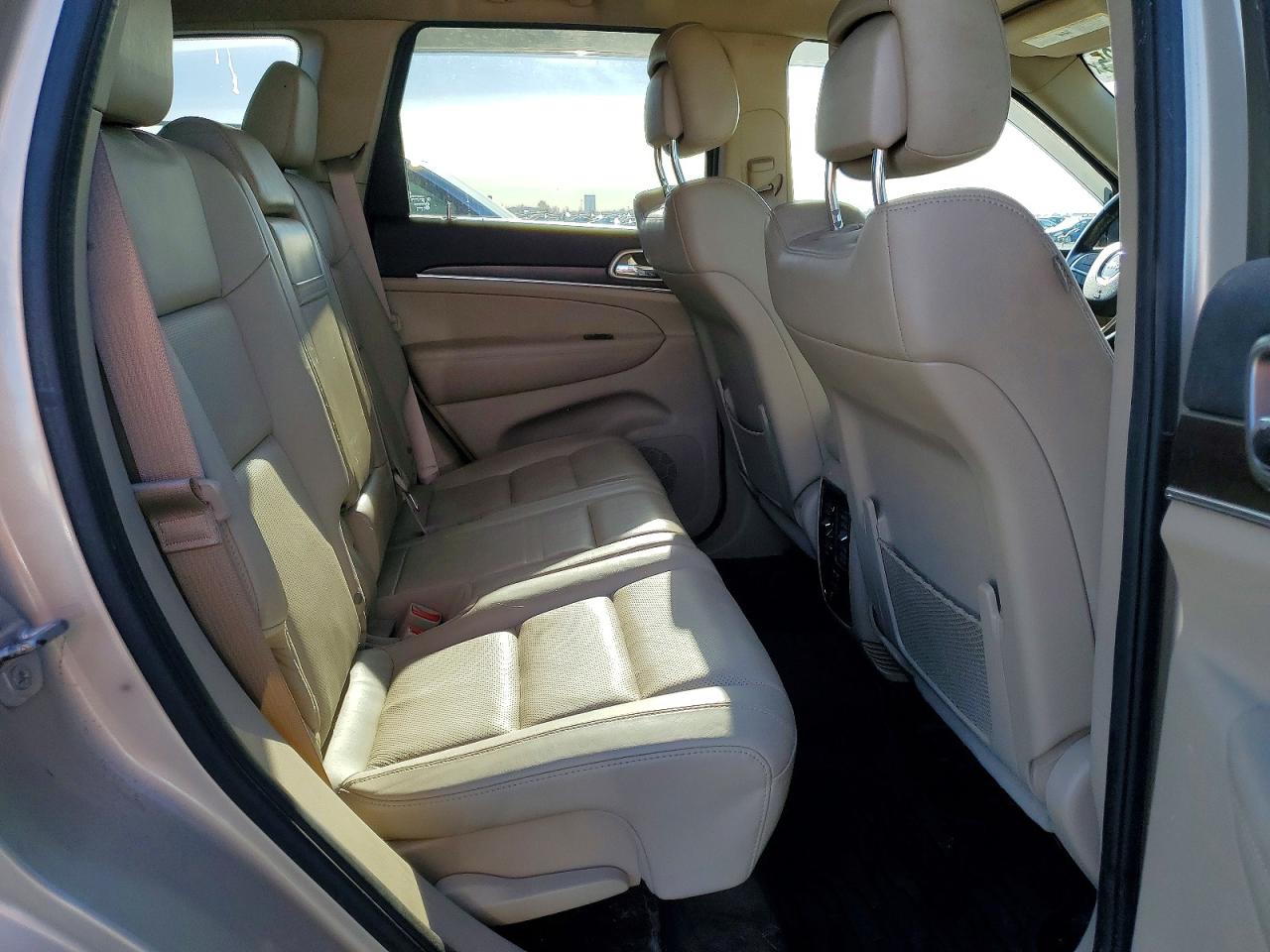 2015 JEEP GRAND CHEROKEE LIMITED photo 11
