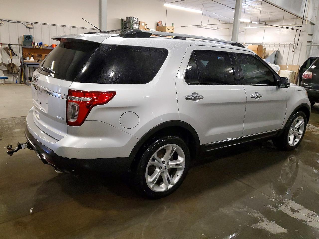2015 FORD EXPLORER LIMITED photo 3