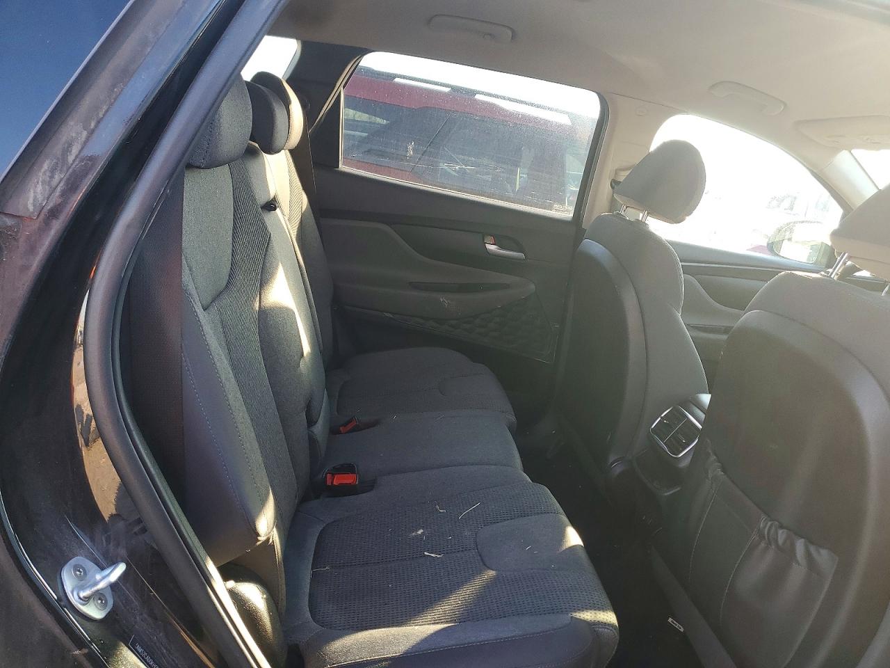 2019 HYUNDAI SANTA FE SE photo 11