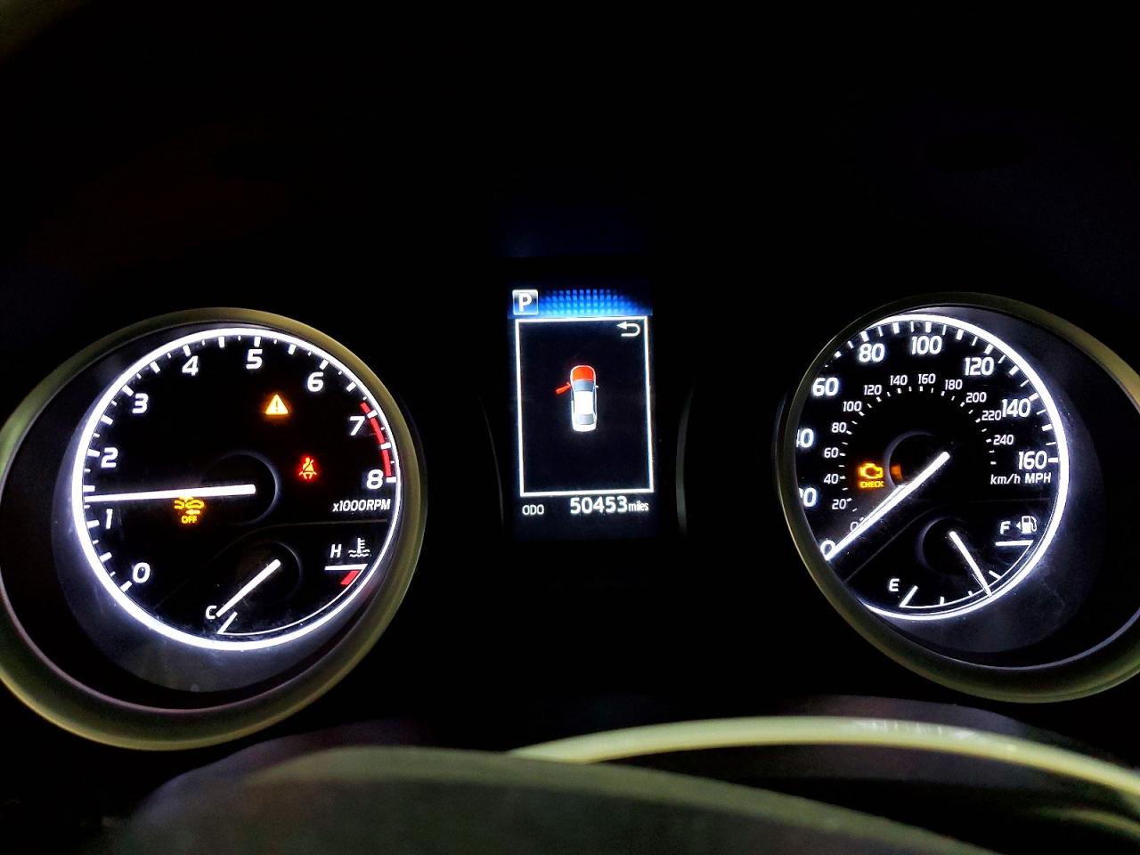 2022 TOYOTA CAMRY LE photo 9