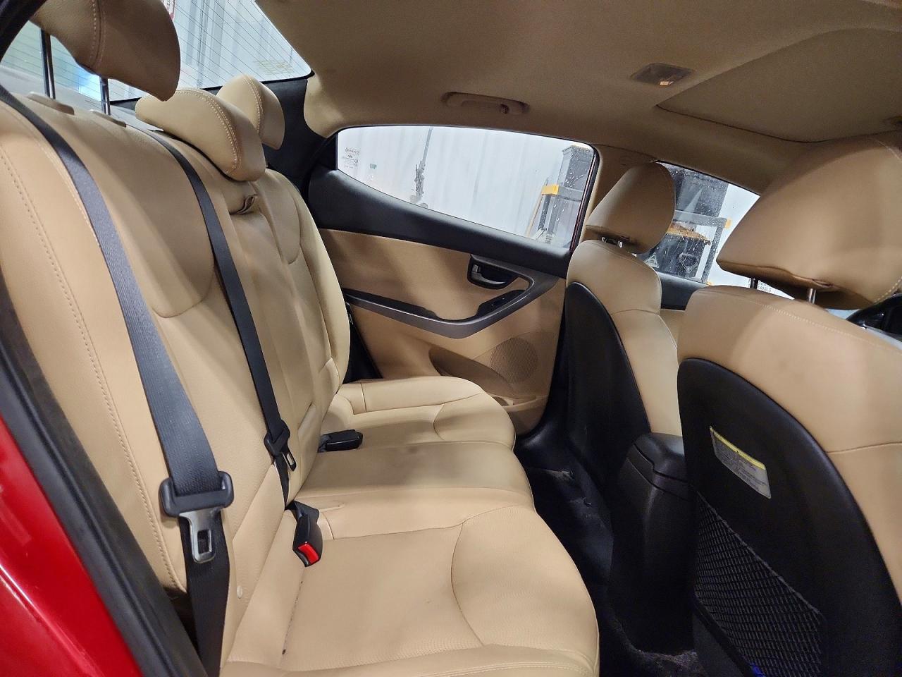 2012 HYUNDAI ELANTRA GLS photo 10