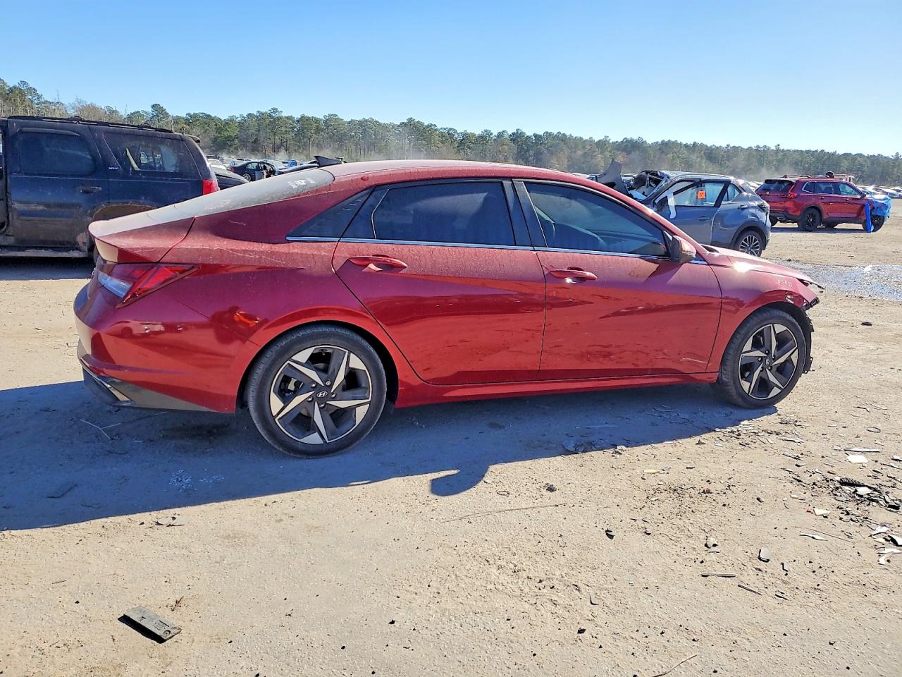 2022 HYUNDAI ELANTRA SEL photo 5