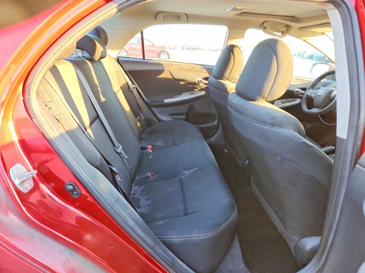 2012 TOYOTA COROLLA BASE photo 9