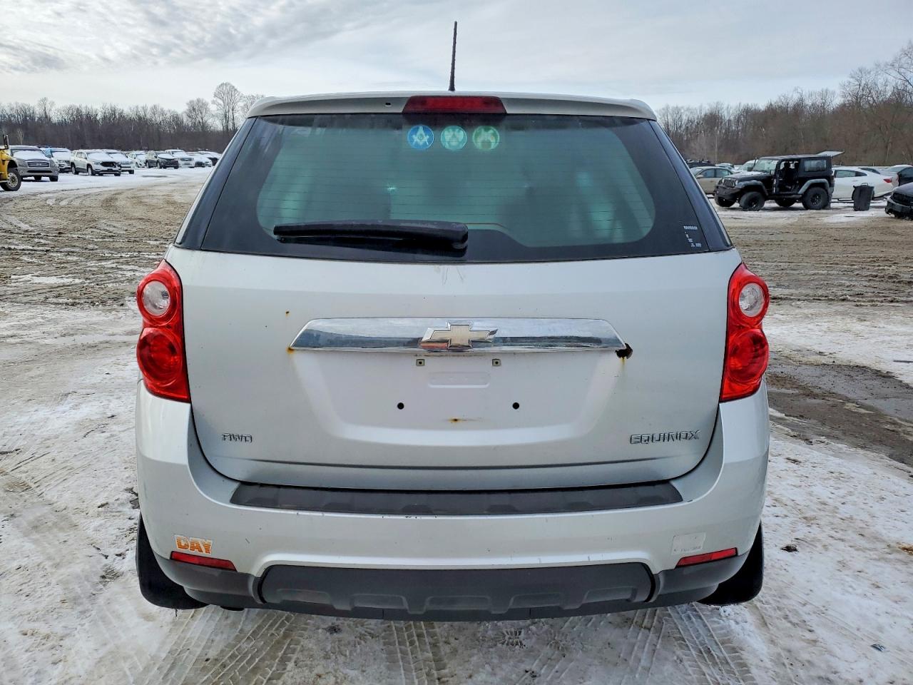 2013 CHEVROLET EQUINOX LS photo 6