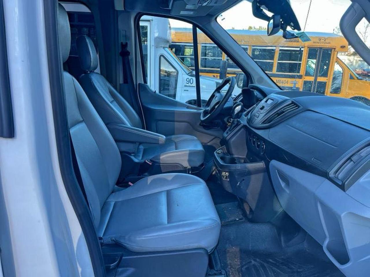 2017 FORD TRANSIT T-250 photo 5