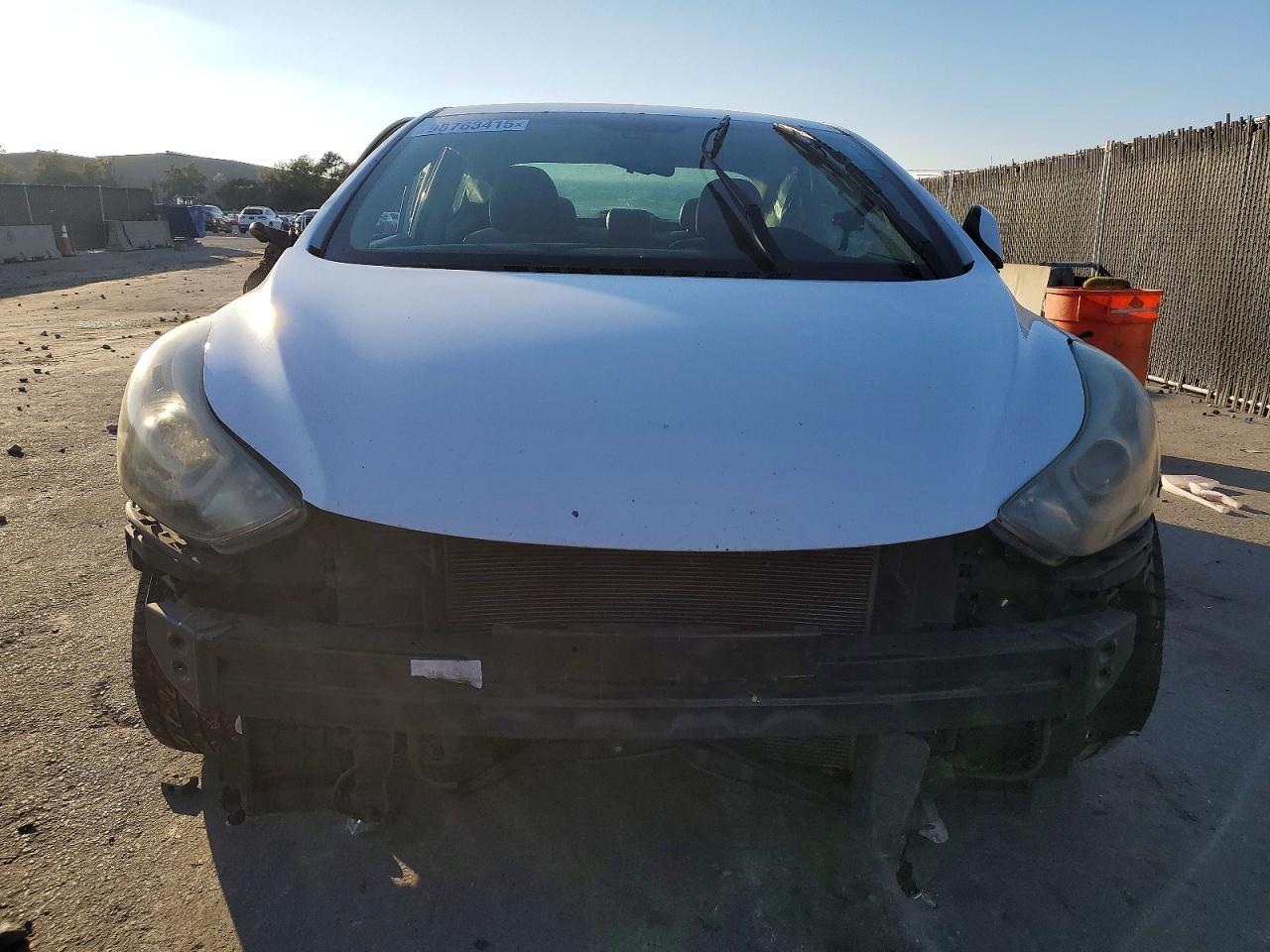 2014 HYUNDAI ELANTRA SE photo 5